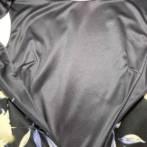 Vince Camuto  Fully Lined  Scoop Neck  Elegant Floral Sheath  Size 8  EUC - Picture 7 of 11